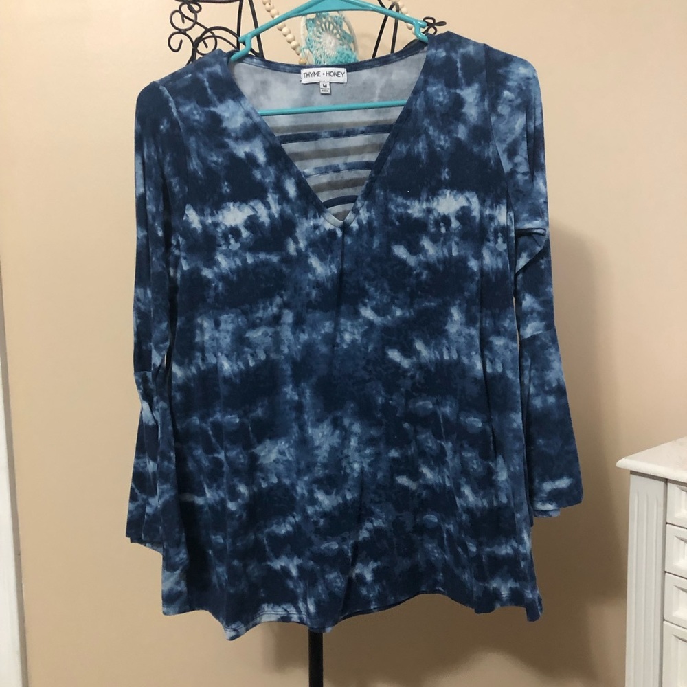 COPY - Thyme and Honey bell sleeve tie dye top